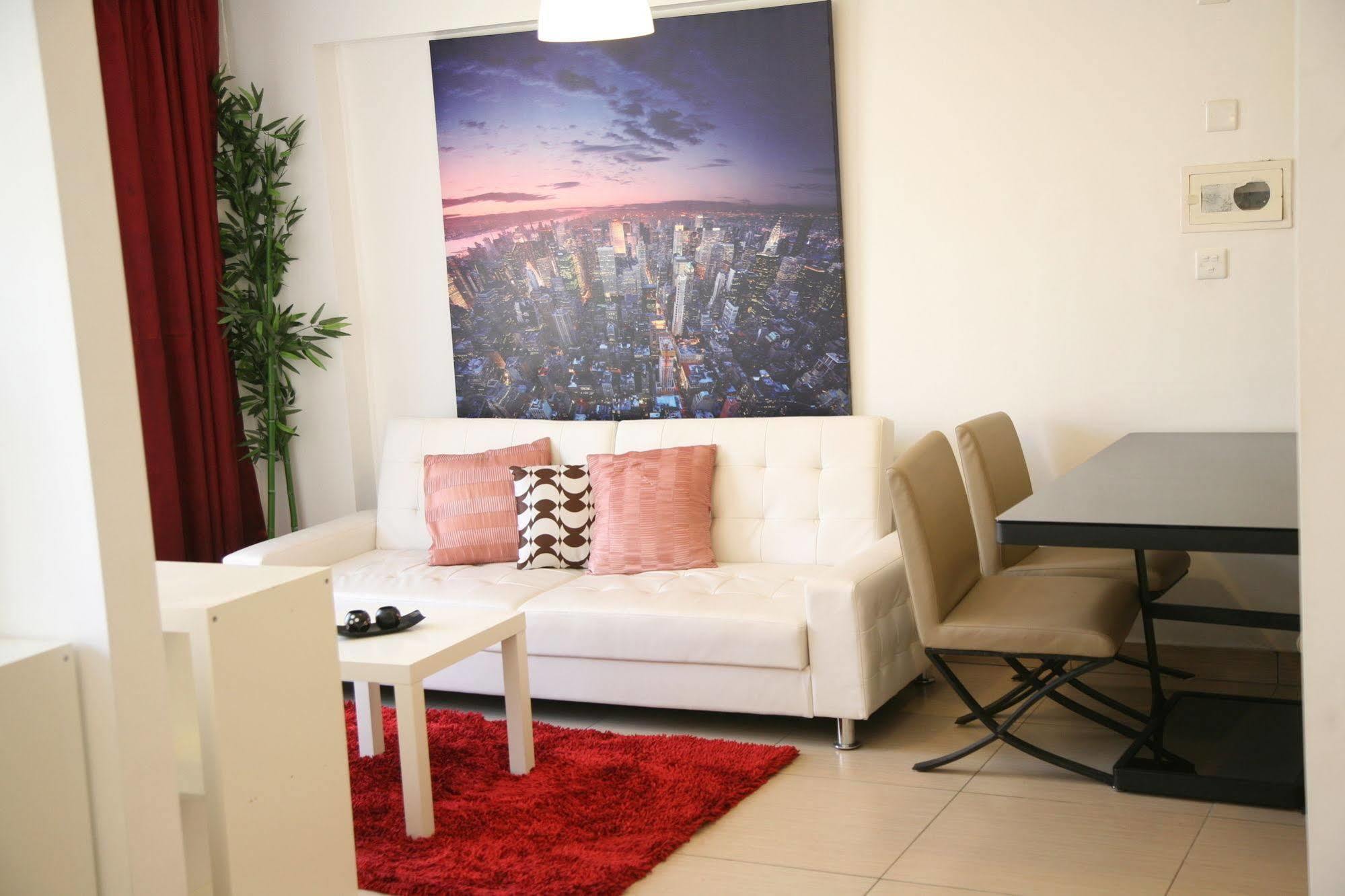 The Palms Hotel Apartments Лимасол Экстерьер фото