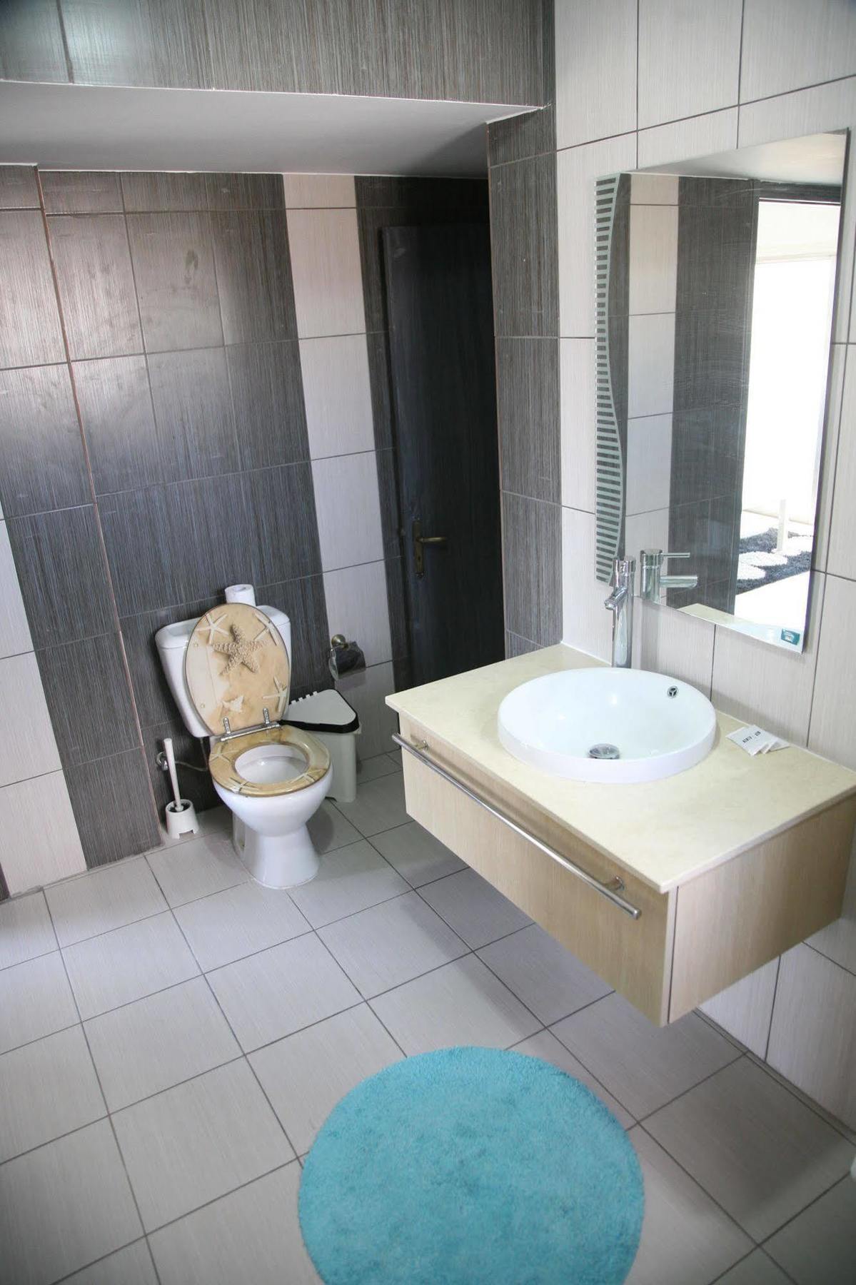 The Palms Hotel Apartments Лимасол Экстерьер фото
