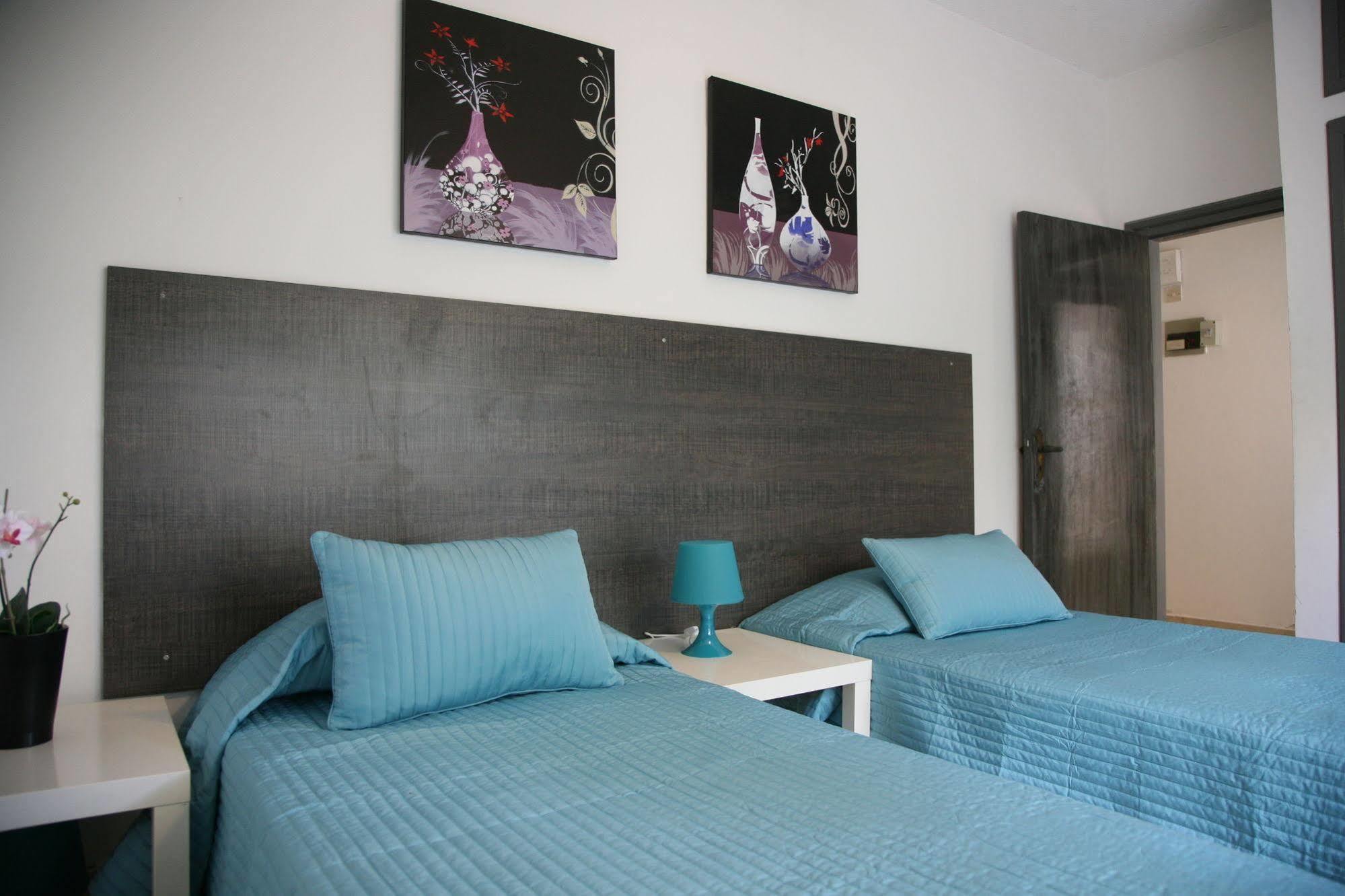 The Palms Hotel Apartments Лимасол Экстерьер фото