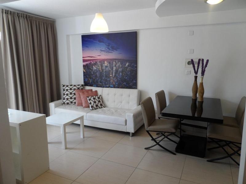 The Palms Hotel Apartments Лимасол Экстерьер фото